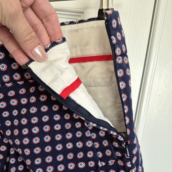 J. Crew Navy Blue Floral Boho‎ Paisley Cotton Shorts Womens 8 - Picture 5 of 16